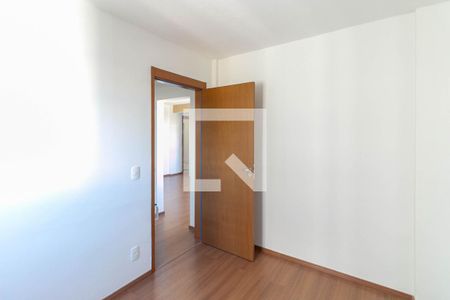 Quarto 2 de apartamento à venda com 2 quartos, 47m² em João Pinheiro, Belo Horizonte