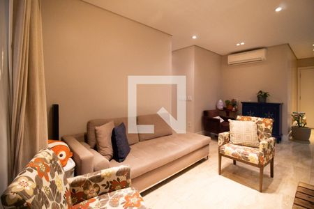 Sala de apartamento à venda com 2 quartos, 82m² em Vila Gomes Cardim, São Paulo