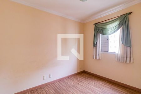 Quarto 01 de apartamento para alugar com 2 quartos, 48m² em Jardim Pinheiros, São Paulo
