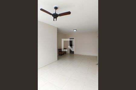 Sala de apartamento para alugar com 2 quartos, 70m² em Icaraí, Niterói
