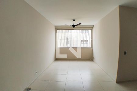 Sala de apartamento para alugar com 2 quartos, 70m² em Icaraí, Niterói