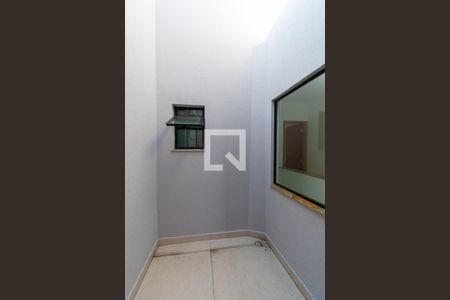 Casa de condomínio para alugar com 150m², 3 quartos e 2 vagas Casa de condomínio para alugar com 150m², 3 quartos e 2 vagasVaranda da Suíte 2