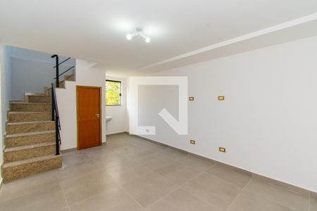 Casa de condomínio para alugar com 150m², 3 quartos e 2 vagas Casa de condomínio para alugar com 150m², 3 quartos e 2 vagasEscritório