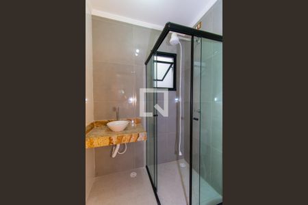 Casa de condomínio para alugar com 150m², 3 quartos e 2 vagas Casa de condomínio para alugar com 150m², 3 quartos e 2 vagasBanheiro da Suíte 1