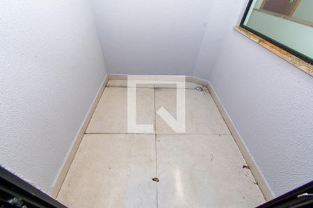 Casa de condomínio para alugar com 150m², 3 quartos e 2 vagas Casa de condomínio para alugar com 150m², 3 quartos e 2 vagasVaranda da Suíte 2