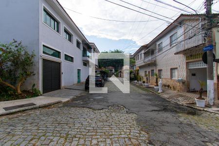 Casa de condomínio para alugar com 150m², 3 quartos e 2 vagas Casa de condomínio para alugar com 150m², 3 quartos e 2 vagasÁrea Comum
