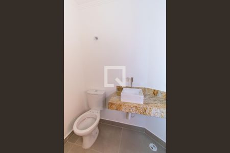 Casa de condomínio para alugar com 150m², 3 quartos e 2 vagas Casa de condomínio para alugar com 150m², 3 quartos e 2 vagasLavabo 1