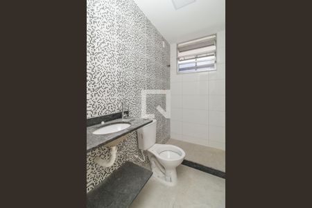 Apartamento para alugar com 60m², 2 quartos e sem vagaBanheiro