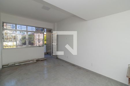 Sala de apartamento para alugar com 2 quartos, 60m² em Tauá, Rio de Janeiro