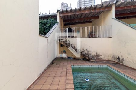 Casa à venda com 295m², 4 quartos e 4 vagas Casa à venda com 295m², 4 quartos e 4 vagasVista do Quarto de Serviço