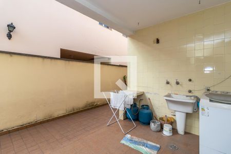 Casa à venda com 295m², 4 quartos e 4 vagas Casa à venda com 295m², 4 quartos e 4 vagasÁrea de Serviço