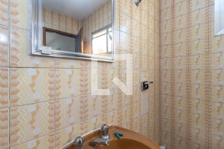 Casa à venda com 295m², 4 quartos e 4 vagas Casa à venda com 295m², 4 quartos e 4 vagasBanheiro da Suíte 2