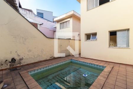 Casa à venda com 295m², 4 quartos e 4 vagas Casa à venda com 295m², 4 quartos e 4 vagasQuintal - Piscina
