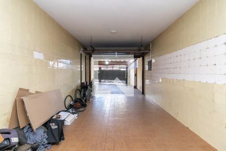 Casa à venda com 295m², 4 quartos e 4 vagas Casa à venda com 295m², 4 quartos e 4 vagasGaragem