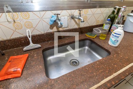 Casa à venda com 295m², 4 quartos e 4 vagas Casa à venda com 295m², 4 quartos e 4 vagasCozinha