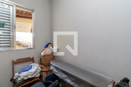 Casa à venda com 295m², 4 quartos e 4 vagas Casa à venda com 295m², 4 quartos e 4 vagasQuarto de Serviço