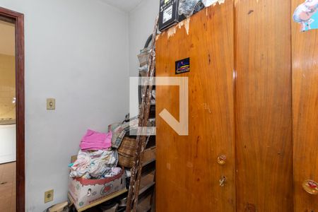 Casa à venda com 295m², 4 quartos e 4 vagas Casa à venda com 295m², 4 quartos e 4 vagasQuarto de Serviço