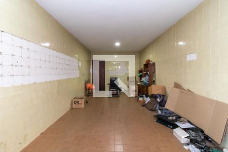 Casa à venda com 295m², 4 quartos e 4 vagas Casa à venda com 295m², 4 quartos e 4 vagasGaragem