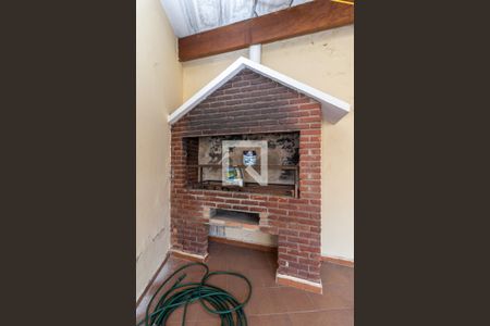 Casa à venda com 295m², 4 quartos e 4 vagas Casa à venda com 295m², 4 quartos e 4 vagasÁrea de Lazer - Churrasqueira