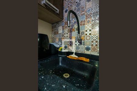 Casa à venda com 140m², 4 quartos e 2 vagasEdícula - Cozinha Detalhe