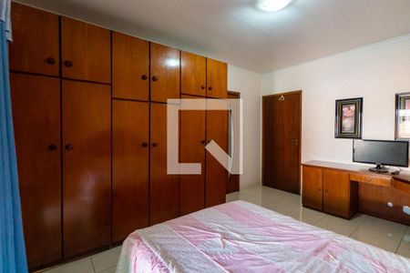 Suite de casa à venda com 4 quartos, 140m² em Vila Guarani(zona Sul), São Paulo