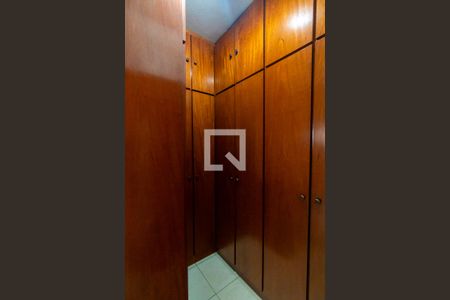 Closet da suíte de casa à venda com 4 quartos, 140m² em Vila Guarani(zona Sul), São Paulo