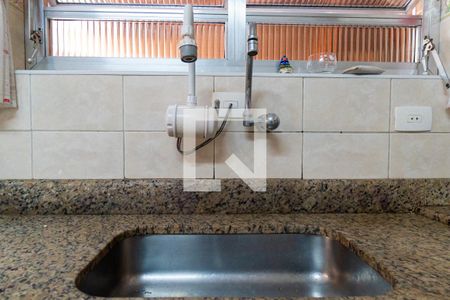 Casa à venda com 140m², 4 quartos e 2 vagasCozinha Detalhe