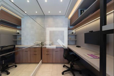 Apartamento à venda com 92m², 2 quartos e 2 vagasEscritório