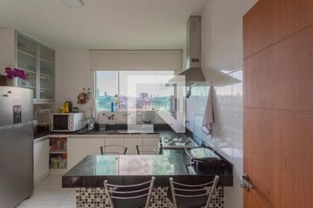 Casa à venda com 223m², 3 quartos e 2 vagasCozinha