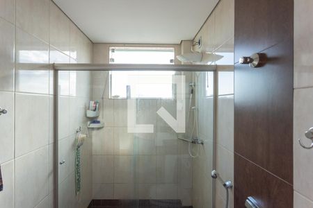 Casa à venda com 223m², 3 quartos e 2 vagasBanheiro