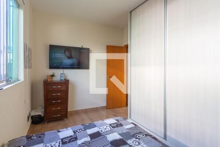 Casa à venda com 223m², 3 quartos e 2 vagasQuarto 2