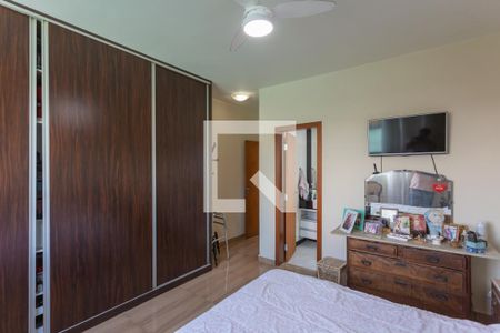 Casa à venda com 223m², 3 quartos e 2 vagasQuarto 3 - Suíte