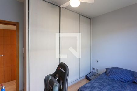 Quarto 1 de casa à venda com 3 quartos, 223m² em Esplanada, Belo Horizonte