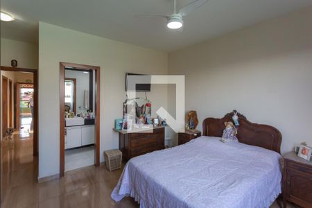 Casa à venda com 223m², 3 quartos e 2 vagasQuarto 3 - Suíte