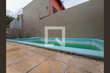 Casa à venda com 3 quartos, 220m² em Vila Ipiranga, Porto Alegre