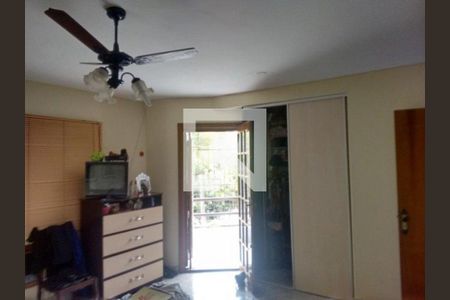 Casa à venda com 3 quartos, 220m² em Vila Ipiranga, Porto Alegre