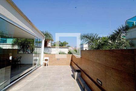 Apartamento para alugar com 110m², 2 quartos e 1 vaga Apartamento para alugar com 110m², 2 quartos e 1 vagaTerraço