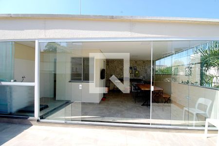 Apartamento para alugar com 110m², 2 quartos e 1 vaga Apartamento para alugar com 110m², 2 quartos e 1 vagaTerraço