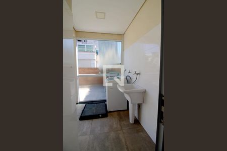 Apartamento para alugar com 110m², 2 quartos e 1 vaga Apartamento para alugar com 110m², 2 quartos e 1 vagaÁrea de Serviço