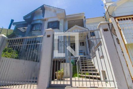 Casa à venda com 300m², 3 quartos e 3 vagas