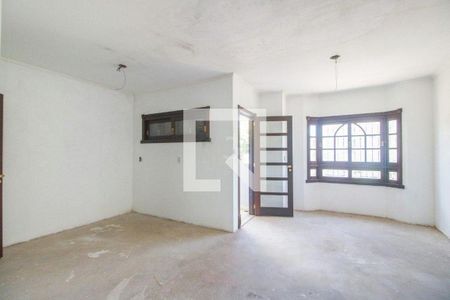 Casa à venda com 300m², 3 quartos e 3 vagas