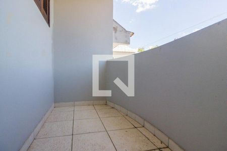 Casa à venda com 300m², 3 quartos e 3 vagas