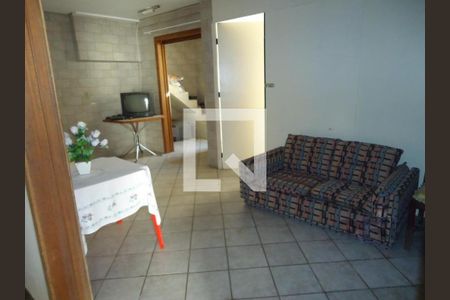 Casa à venda com 8 quartos, 360m² em Jardim Itu, Porto Alegre