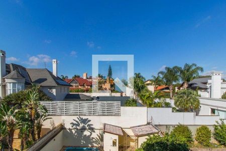 Casa à venda com 3 quartos, 300m² em Chácara das Pedras, Porto Alegre