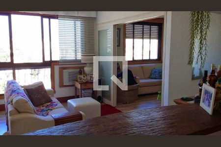 Apartamento à venda com 3 quartos, 90m² em Passo da Areia, Porto Alegre