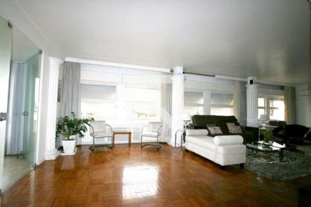 Apartamento à venda com 4 quartos, 302m² em Santana, Porto Alegre