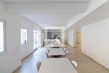 Apartamento para alugar com 45m², 2 quartos e 1 vagaÁrea comum - Salão de festas