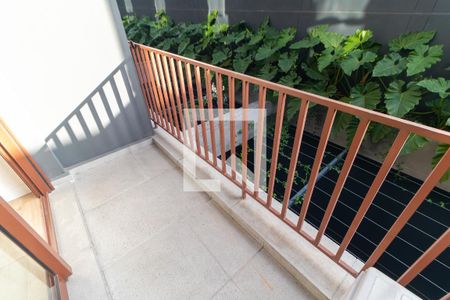 Varanda de apartamento para alugar com 1 quarto, 44m² em Jardim das Bandeiras, São Paulo