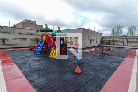 Apartamento à venda com 82m², 3 quartos e 2 vagas Apartamento à venda com 82m², 3 quartos e 2 vagasÁrea Comum - Playground