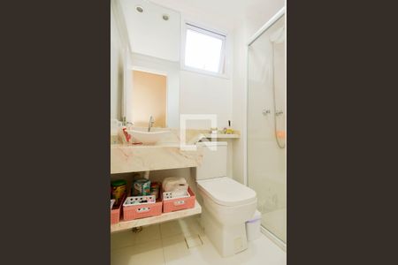 Apartamento à venda com 82m², 3 quartos e 2 vagas Apartamento à venda com 82m², 3 quartos e 2 vagasBanheiro Social